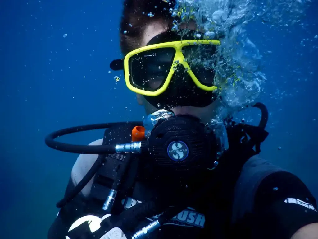 diver_underwater_dahab